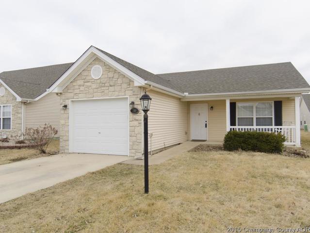706 Corey Ln, Champaign, IL 61822