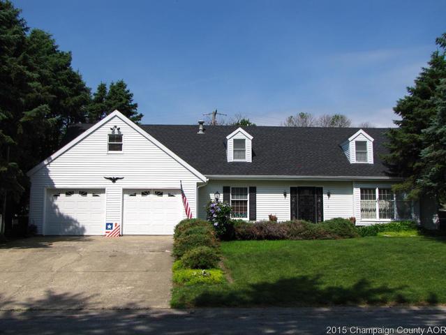 1104 Parkside Dr, Tuscola, IL 61953