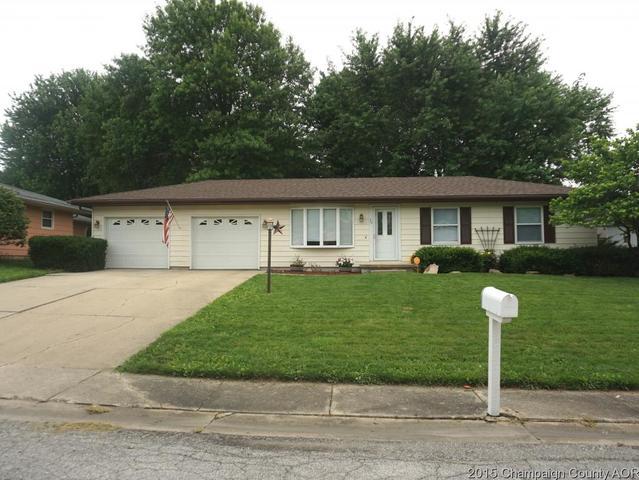 16 Holly Drive, Clinton, IL 61727
