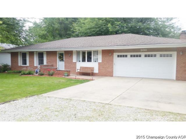 208 W Briarcliff Dr, St. Joseph, IL 61873