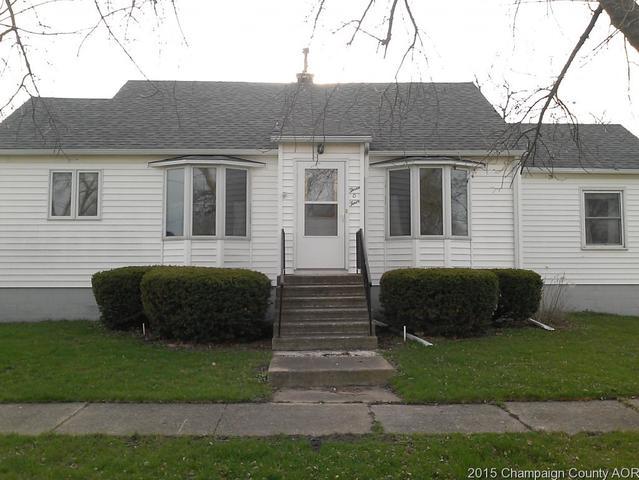 304 S John St, Thawville, IL 60968