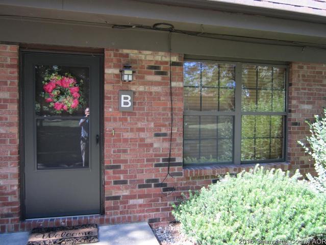 8B Evergreen Cir, Savoy, IL 61874