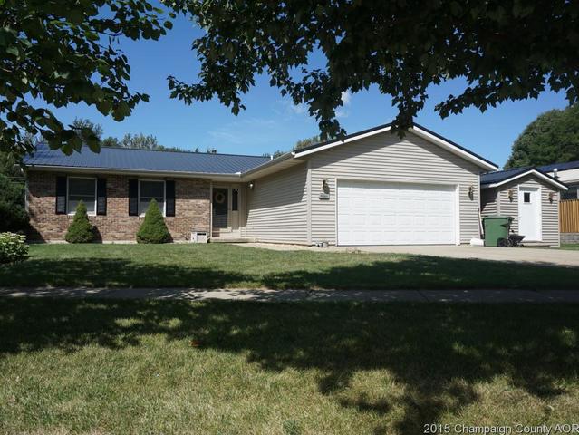1109 S Marietta Dr., Mahomet, IL 61853