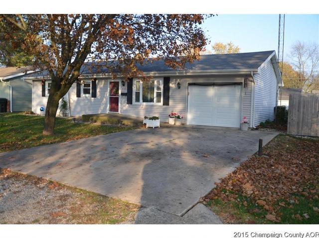 210 N Oak St., Arthur, IL 61911