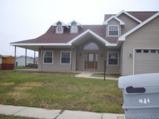911 Allison Dr, Tolono, IL 61880