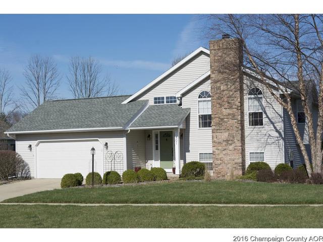 401 N Ash Dr, Mahomet, IL 61853