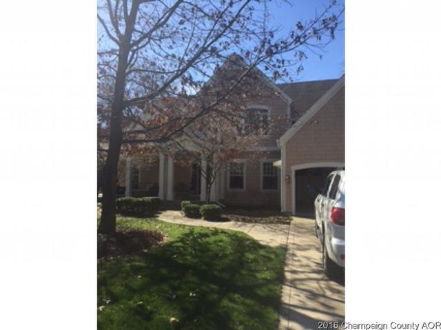 76 Greencroft Dr, Champaign, IL 61821