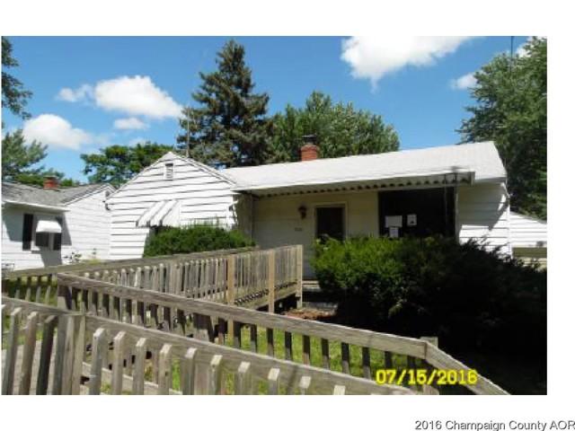 302 S Oak St, Normal, IL 61761