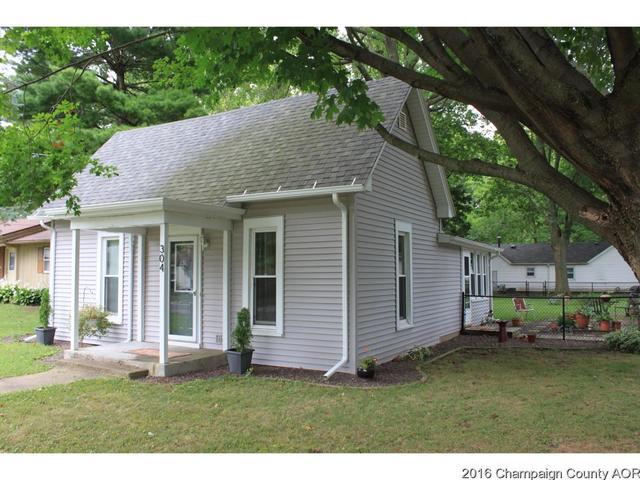 304 Stout St, St. Joseph, IL 61873