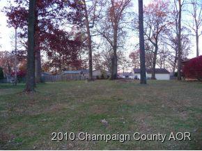 1102 Pin Oak, Mahomet, IL 61853