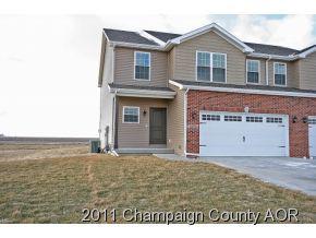313 Capitol St., Savoy, IL 61874