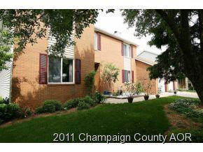 1917 Maynard Lake Dr, Champaign, IL 61822