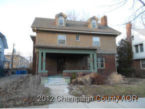 712 W Park Ave, Champaign, IL 61820