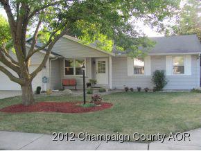 605 Teal Cove Ct, Champaign, IL 61821