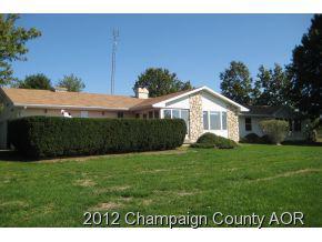 9870 Liberty Rd, Farmer City, IL 61842