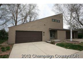 15 Briar Hill Circle, Champaign, IL 61822
