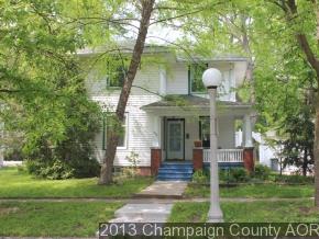 606 Oregon St, Urbana, IL 61801