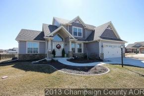 4905 Stonebridge Dr, Champaign, IL 61822