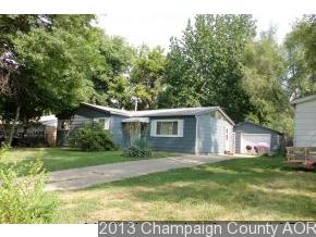 1412 Comanche Dr, Champaign, IL 61821