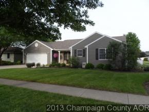 500 Crestwood Dr, St. Joseph, IL 61873