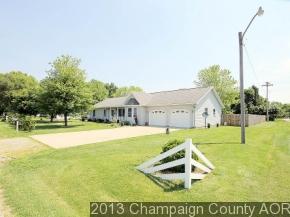 300 Hugo, Hindsboro, IL 61930