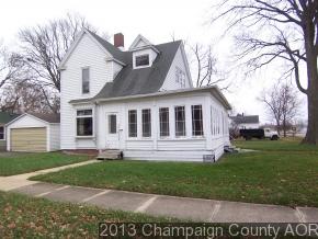 202 E Green, Farmer City, IL 61842