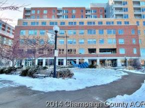 301 N Neil St #613, Champaign, IL 61820