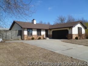 716 Devonshire Dr, Champaign, IL 61820