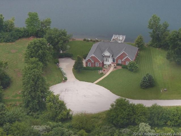 14841 Moss Lake Rd, Farmer City, IL 61842