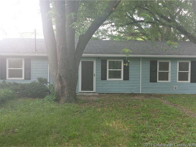 312 S Walnut St, Arcola, IL 61910