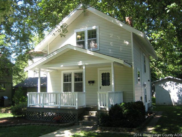 607 Harwood Ct, Champaign, IL 61820