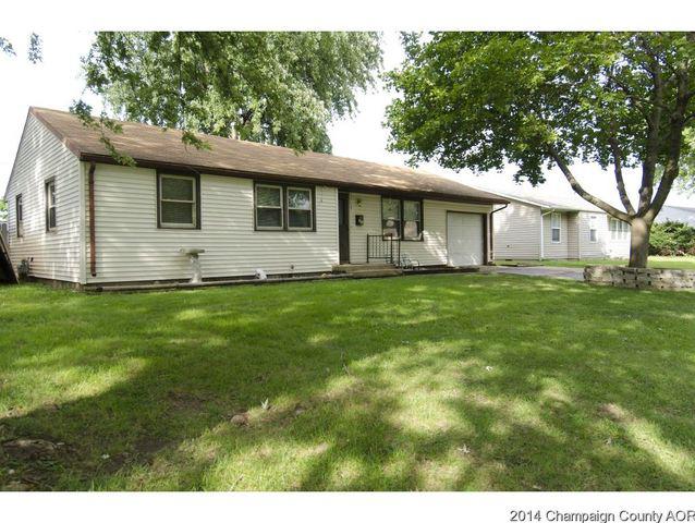 302 Briar Ln, Champaign, IL 61820