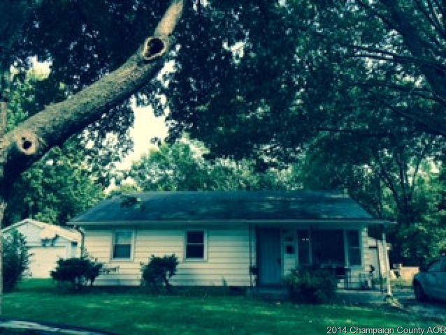1308 Garden Hills Dr, Champaign, IL 61821