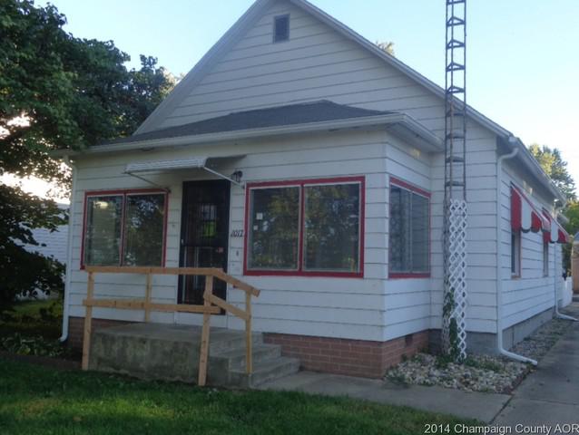 1017 Moultrie Ave, Mattoon, IL 61938