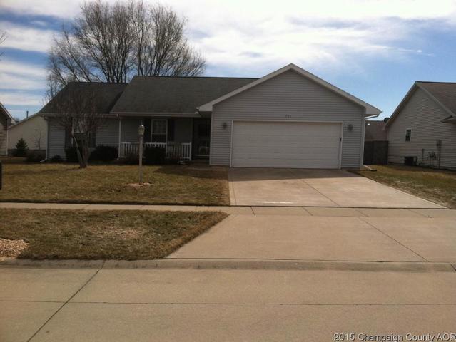 703 Wingstem Dr, St. Joseph, IL 61873