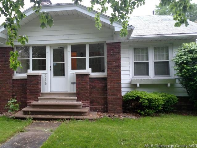 910 W Washington St, Champaign, IL 61821
