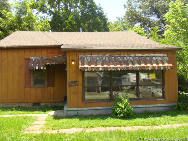 407 N Ward St, Benton, IL 62812