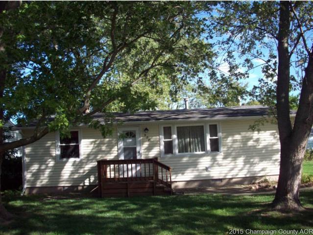 908 Fairview Dr, Tuscola, IL 61953