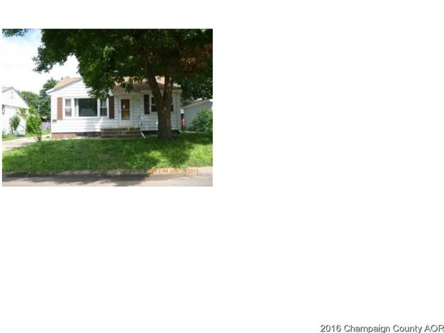 1202 S 12th St, Pekin, IL 61554