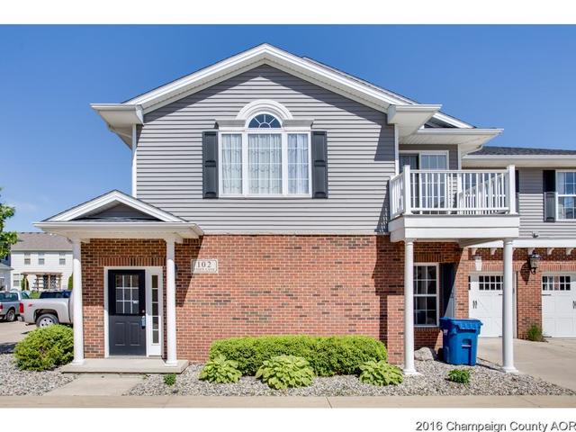 102 Essex Ln, Savoy, IL 61874