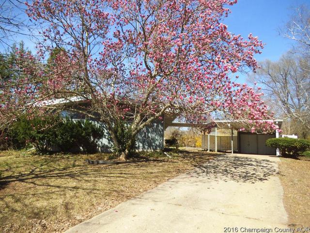 1414 W William St, Champaign, IL 61821