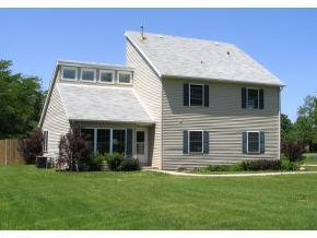 [Address Hidden by Seller], Mahomet, IL 61853