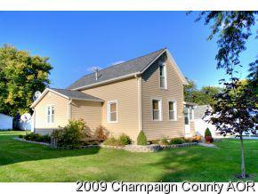 124 E Columbus, Sibley, IL 61773