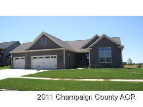 5015 Stonebridge Dr, Champaign, IL 61822