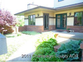 2804 Oakmont Ct, Champaign, IL 61821