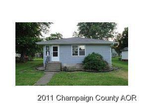 206 S Division St, Stanford, IL 61774