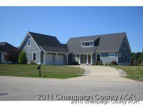 201 Walden Pond, Monticello, IL 61856