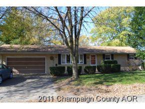 425 Orchard Ln, Arthur, IL 61911