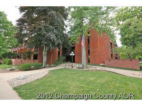 107 N Elm #211, Champaign, IL 61820