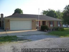 301 Henson Rd, Broadlands, IL 61816